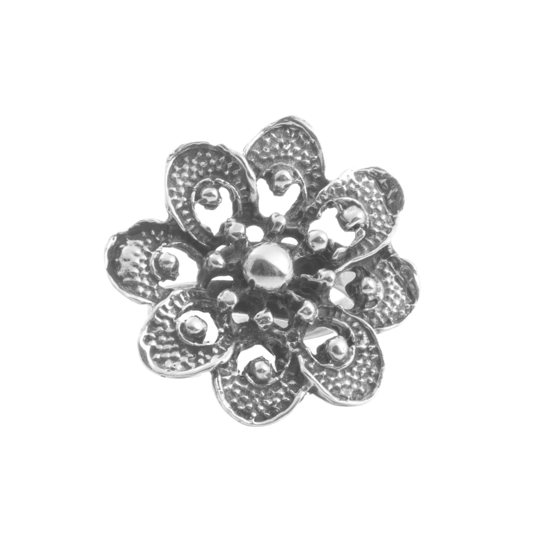 Anillo flor obscuro  de plata mexicana